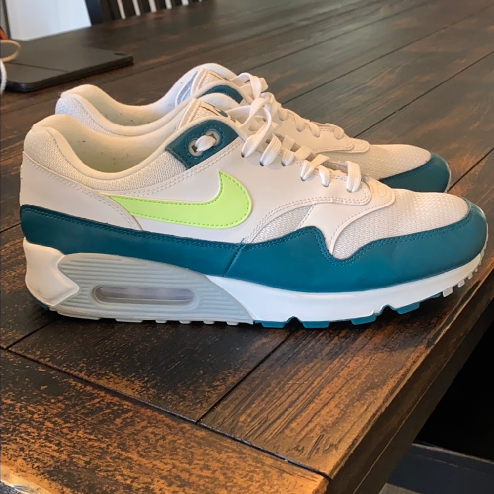 Nike Air Max 90